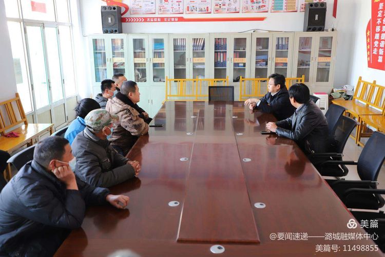 秦苏良走访慰问基层干部群众并调研农民工劳动力外出就业情况