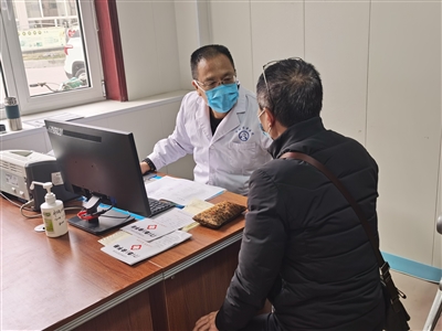 专家来到咱门口 ——区中医院采用“医联体模式”打通群众看病“最后一公里”