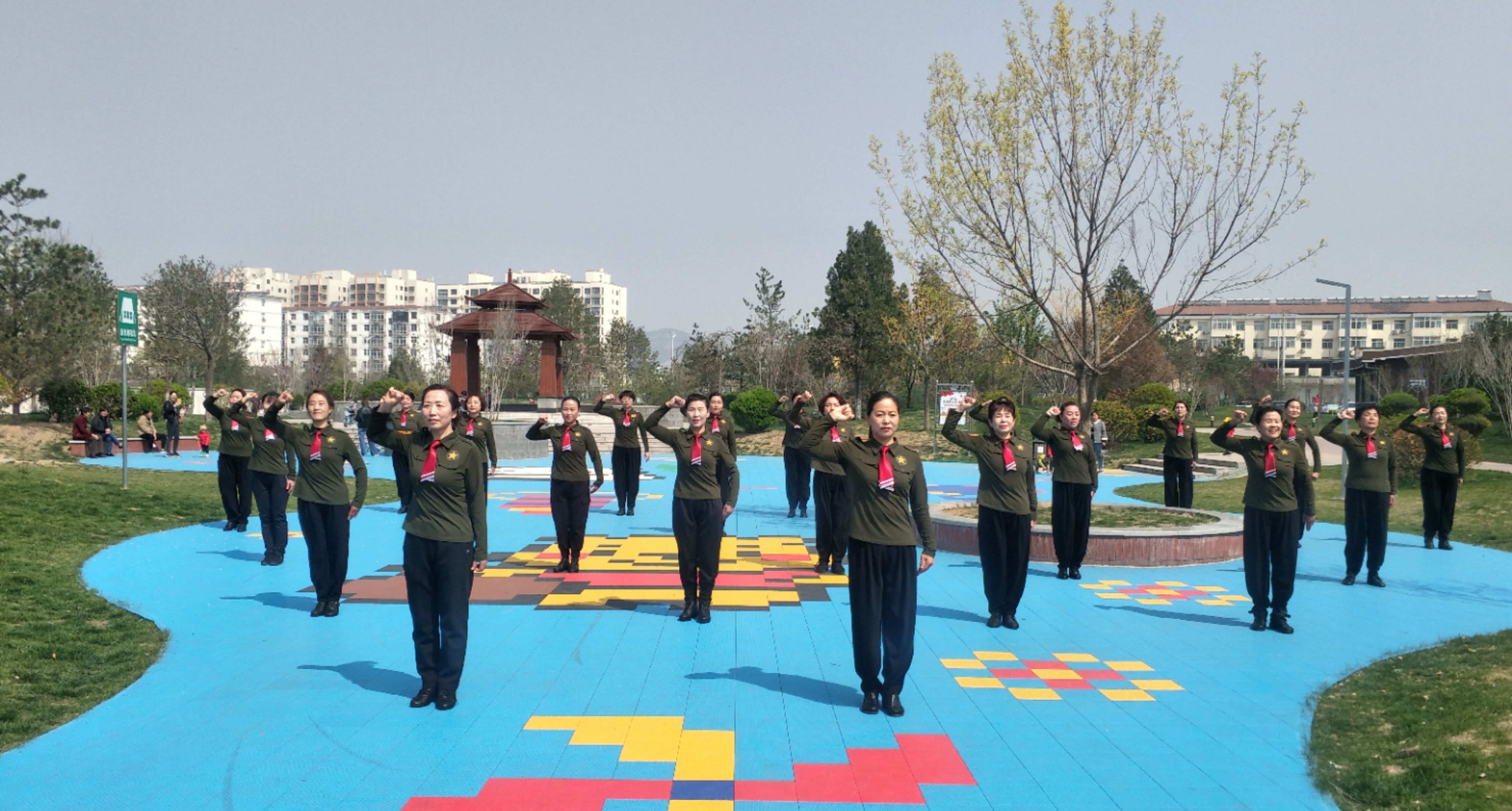 区妇联： 建党百年 以舞献礼 