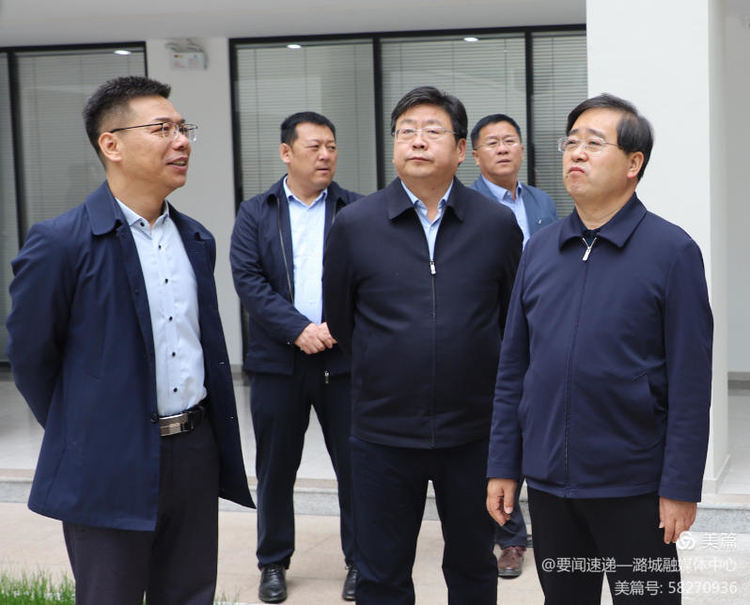 卢展明在我区开展察民情 访民意专题调研