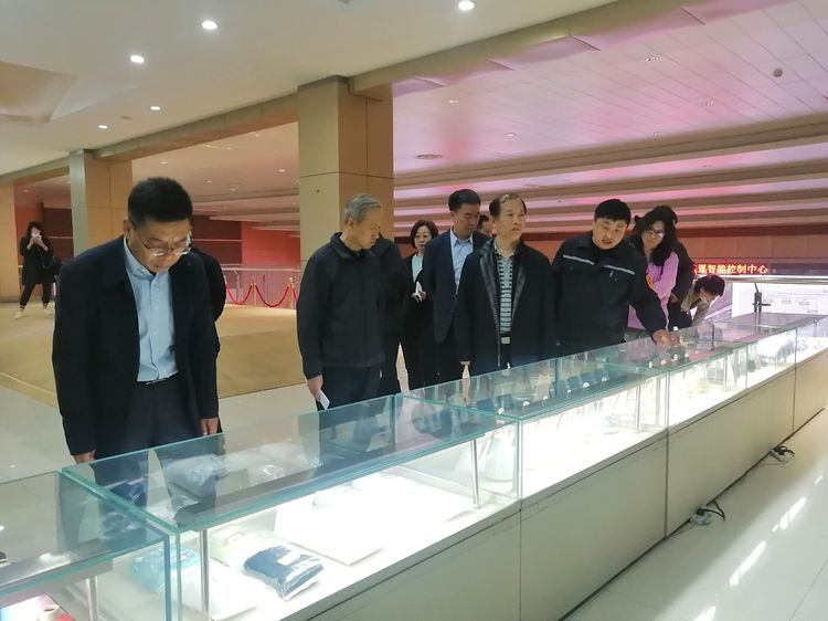 辽宁省阜新市政协副主席陈志宏到我区就新能源基地建设进行调研