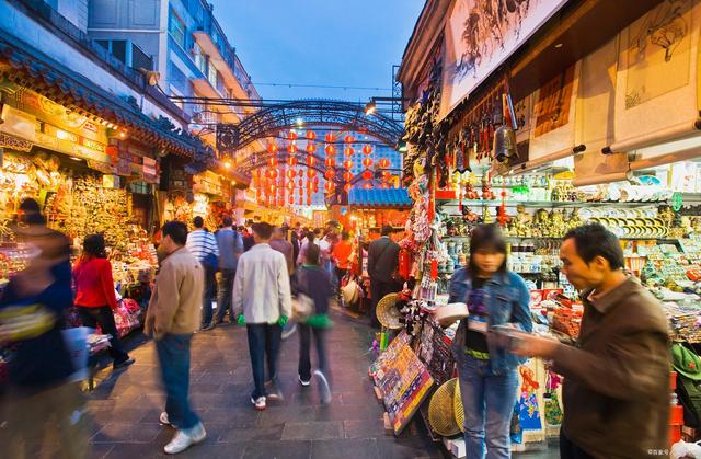 山西：重拳整治马路市场、夜市早市