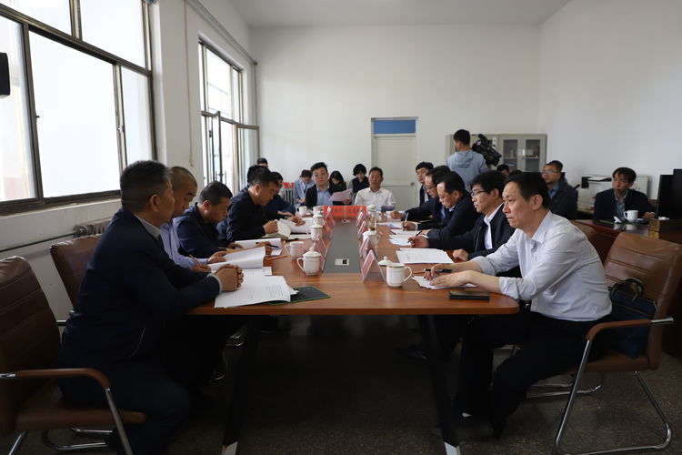 尚日红带队在我区开展入企服务