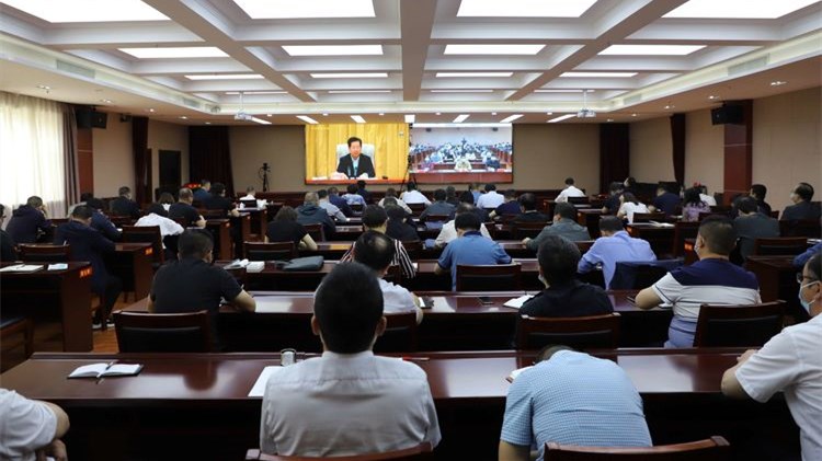 我区组织收听收看全省脱贫攻坚总结表彰暨乡村振兴全面推进大会