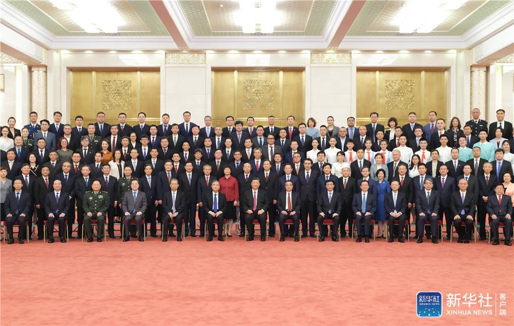 中国共产党成立100周年庆祝活动总结会议在京举行 习近平亲切会见庆祝活动筹办工作各方面代表