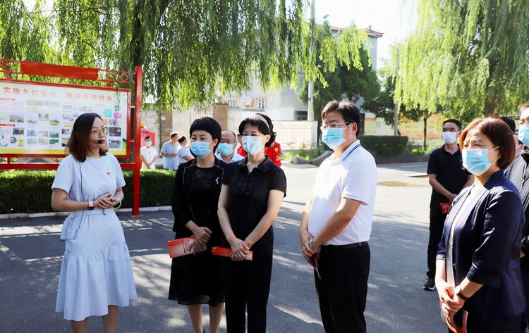 长治市新时代文明实践工作推进暨志愿服务展示交流会在我区召开