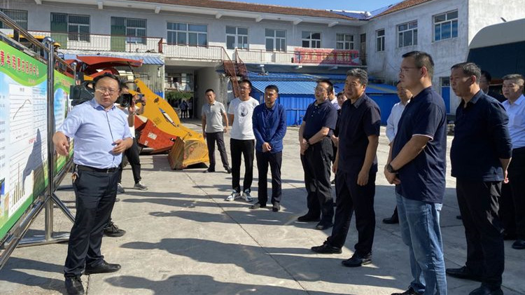 省社党组书记、理事会主任深入潞城供销社开展工作调研