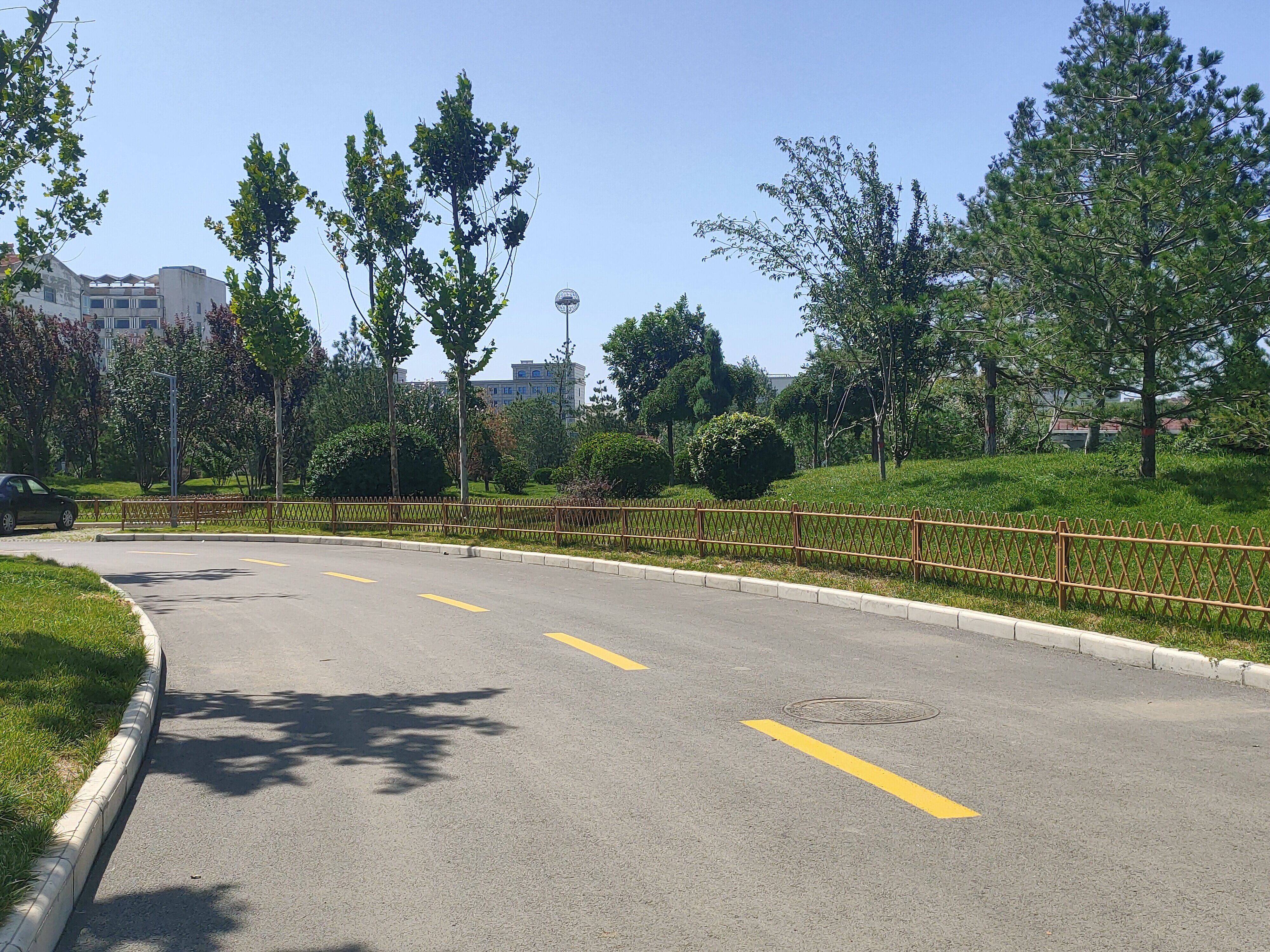 【创建全国文明城市进行时】小街巷整治 演绎城市“美丽蝶变”