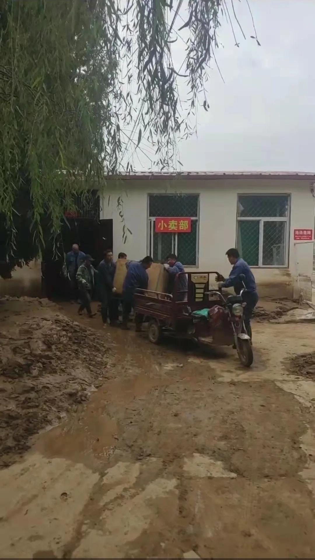 阴雨过后现曙光  ——辛安泉镇南流村抗灾自救纪实