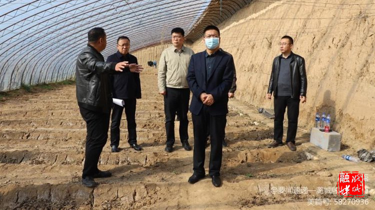 琚海鹏带队在翟店街道就灾后重建工作进行调研