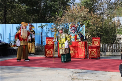 红旗剧团：好戏送到家门口 惠民演出暖人心