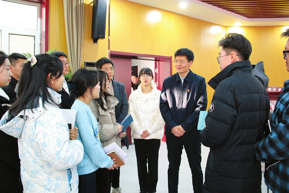 【深入贯彻落实省第十二次党代会精神——全方位推动高质量发展】 凝聚思想共识 汇聚发展合力 ——学习贯彻省第十二次党代会精神省委宣讲团在大同宣讲