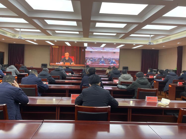 我区召开疫情防控工作部署会