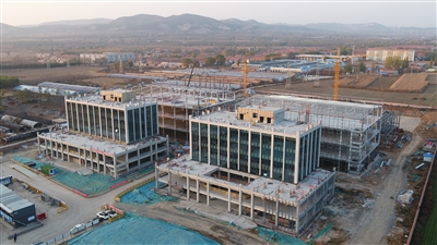 项目建设和招商引资为全区高质量发展插上“两翼”