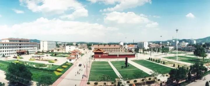 省市20余家媒体采访潞城市农村产权制度改革工作