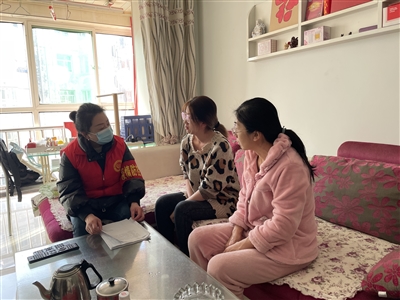 卢医社区：坚守防控一线 贴心服务居民