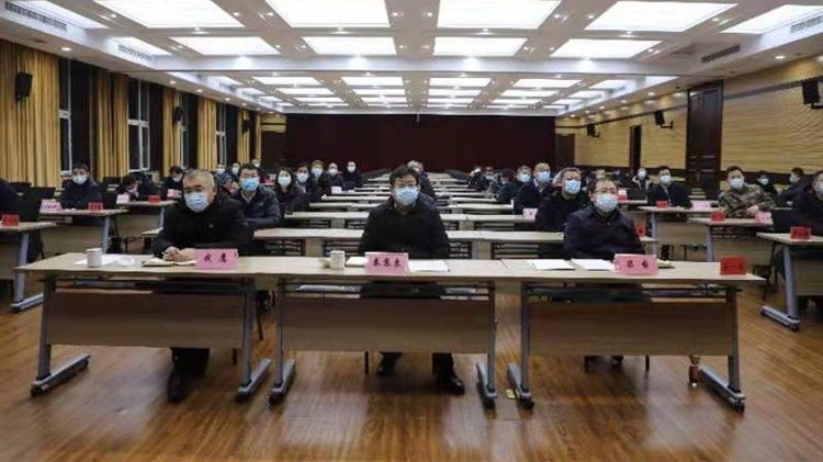 我区收听收看全市疫情防控电视电话会议