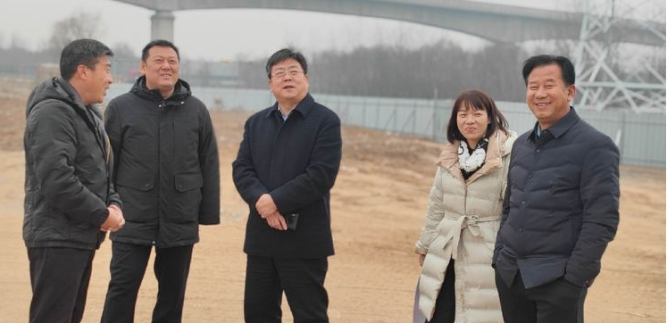 秦苏良深入我区部分企业开展入企服务