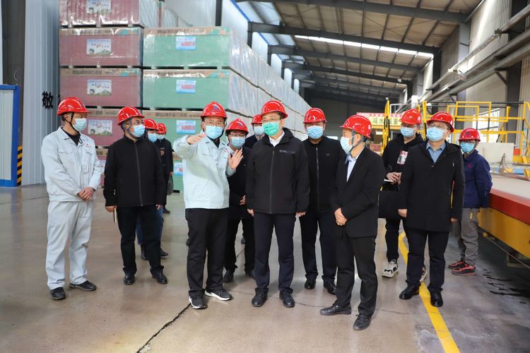 段尧刚深入史回镇调研部分重点企业