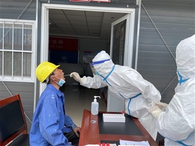 “核酸检测”进工地