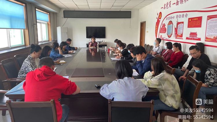 曹枫调研区融媒体中心发展建设工作