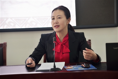 手握正义宝剑 彰显委员担当 ——记政协委员申慧芳