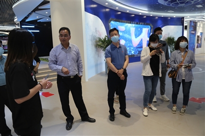 “稳中求进看长治”调研采访组在我区采风