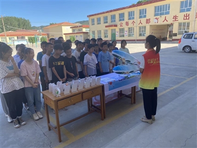 禁毒宣传进校园 护航青春助成长