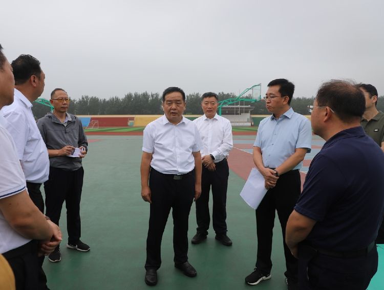 陈耳东带队到我区就大气污染防治工作进行调研