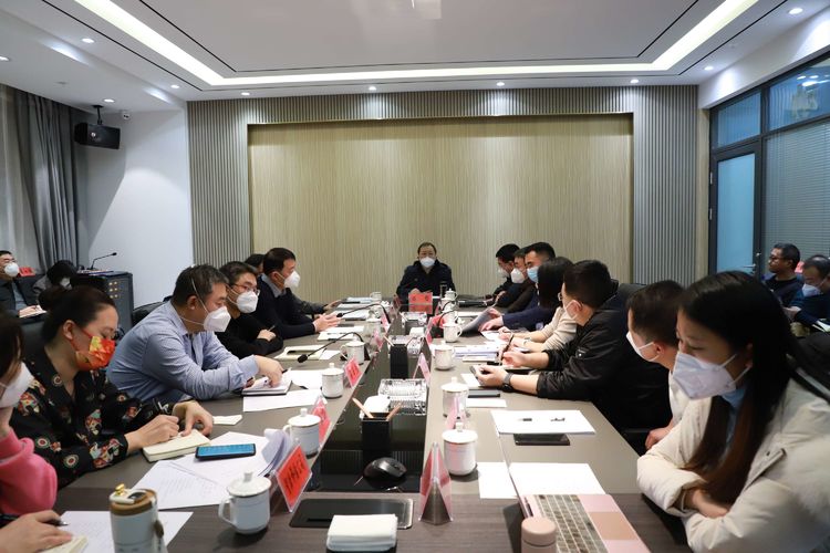 柴哲主持召开东关正街片区改造工作专题会议