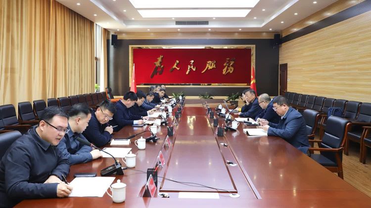 我区召开推进物流枢纽城市建设座谈会