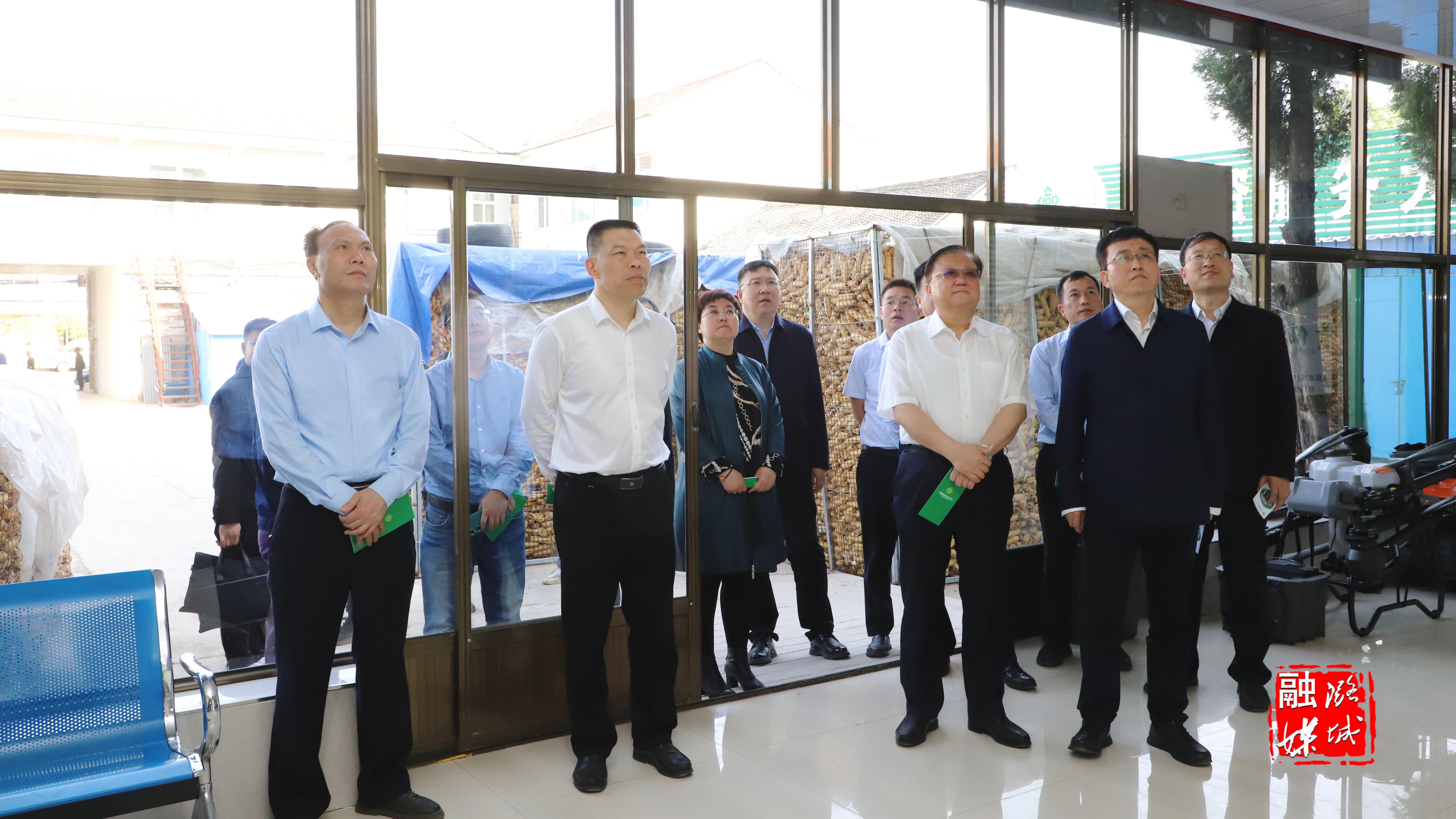 福建省供销社调研组在我区考察调研供销合作社综合改革工作