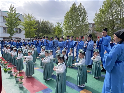 天脊幼儿园：乐享运动 共享快乐