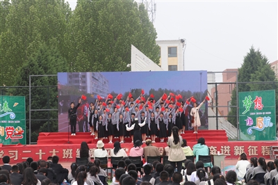 潞城一中 清歌润校园