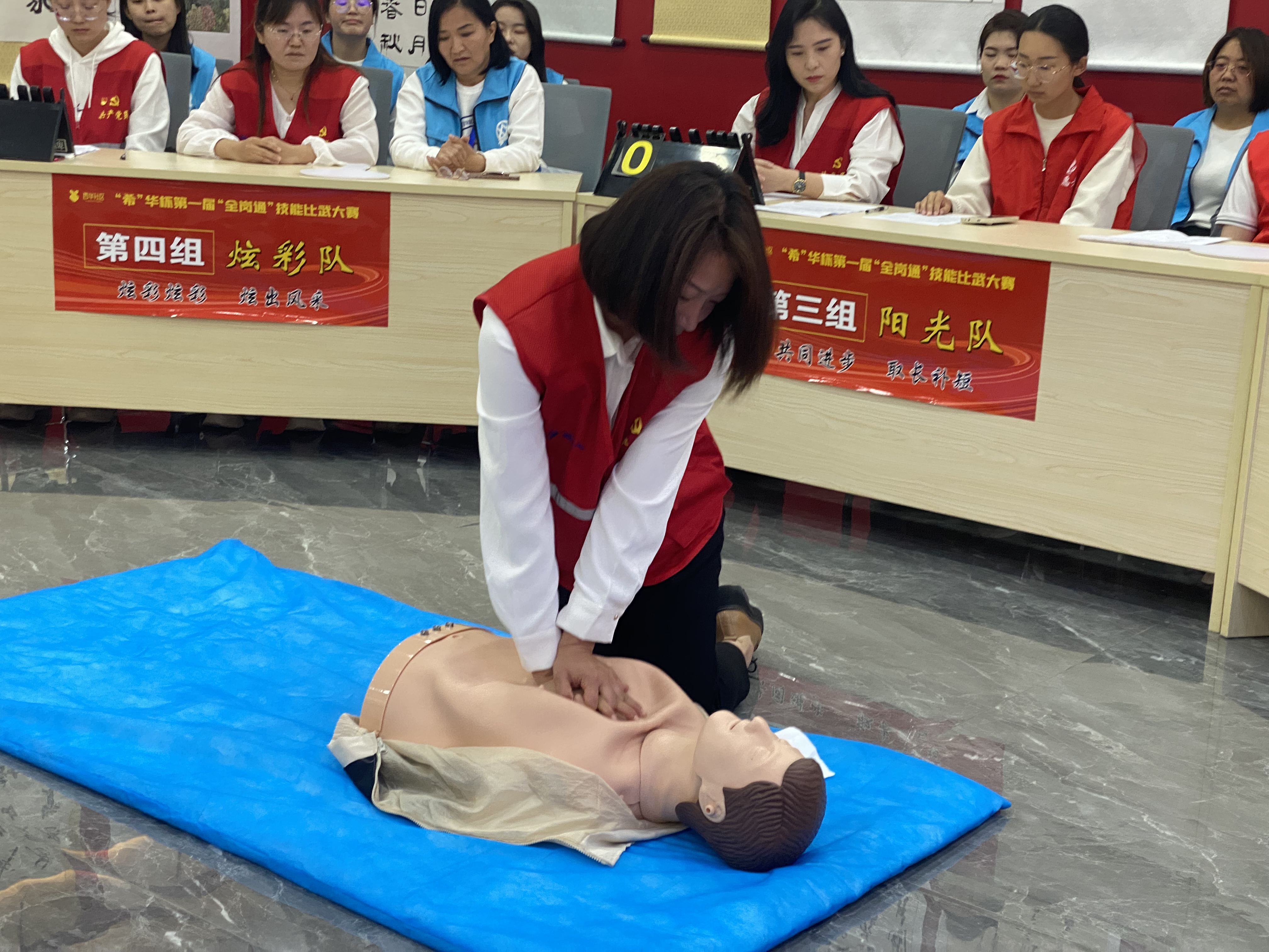 潞城区：以赛促训 以训促改 “全岗通”社区技能大比武精彩纷呈