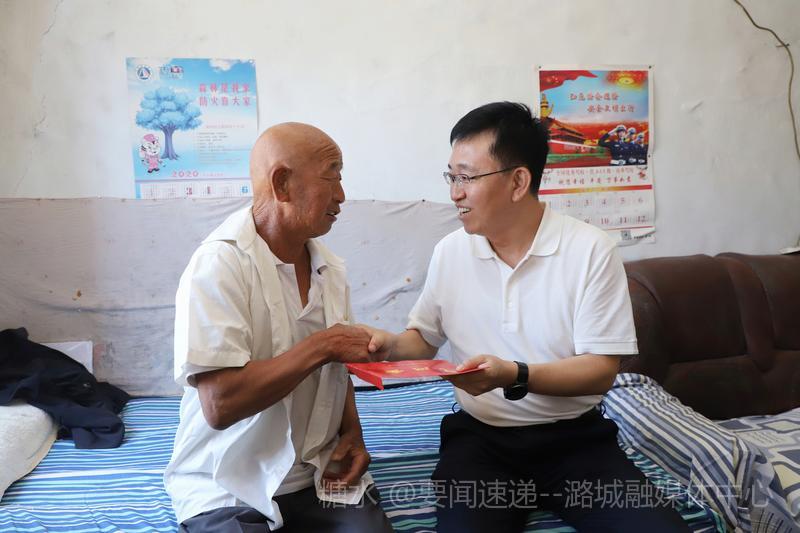 段尧刚开展“七一”走访慰问活动并调研基层党建工作