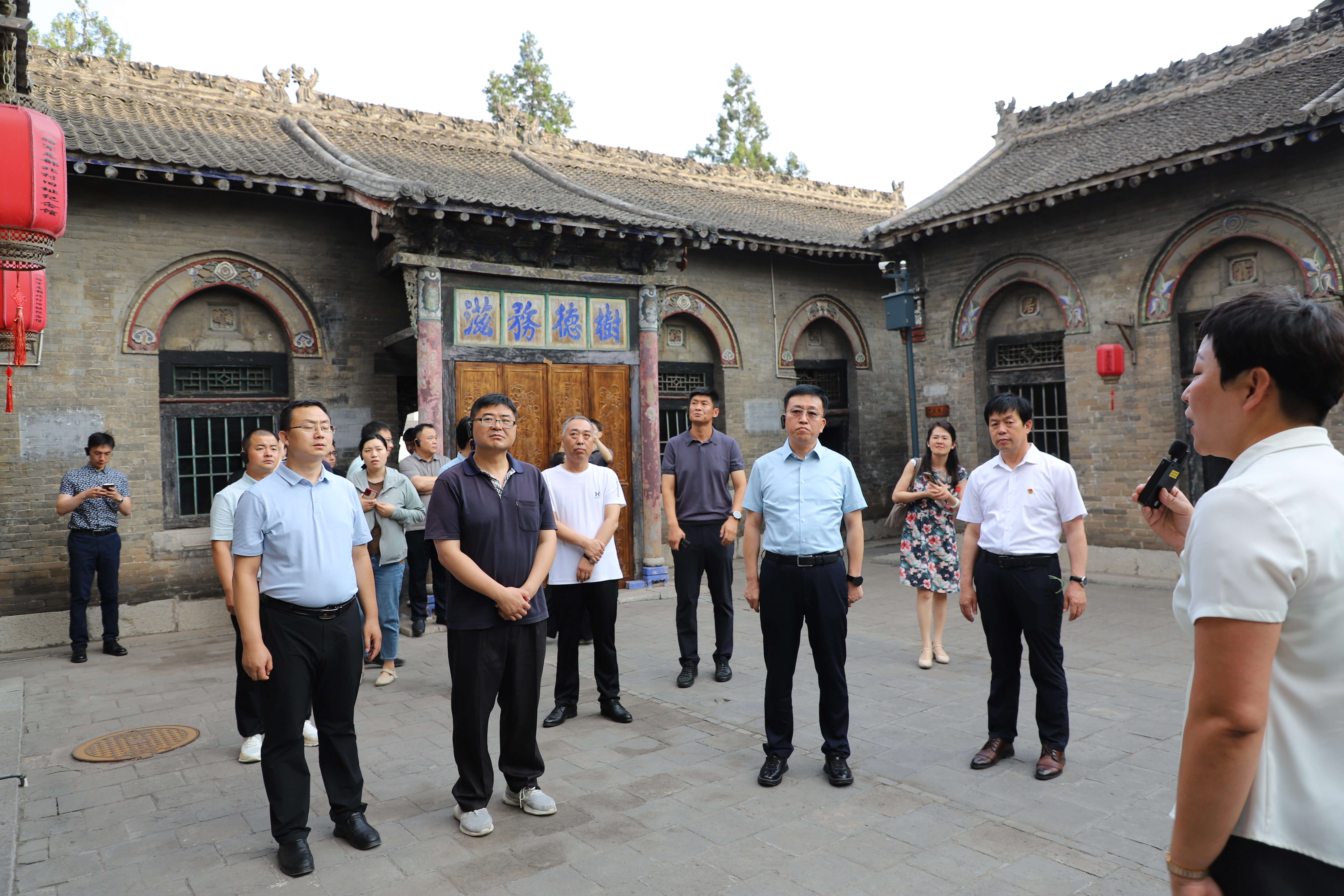 北京市支援合作办考察组在我区考察调研