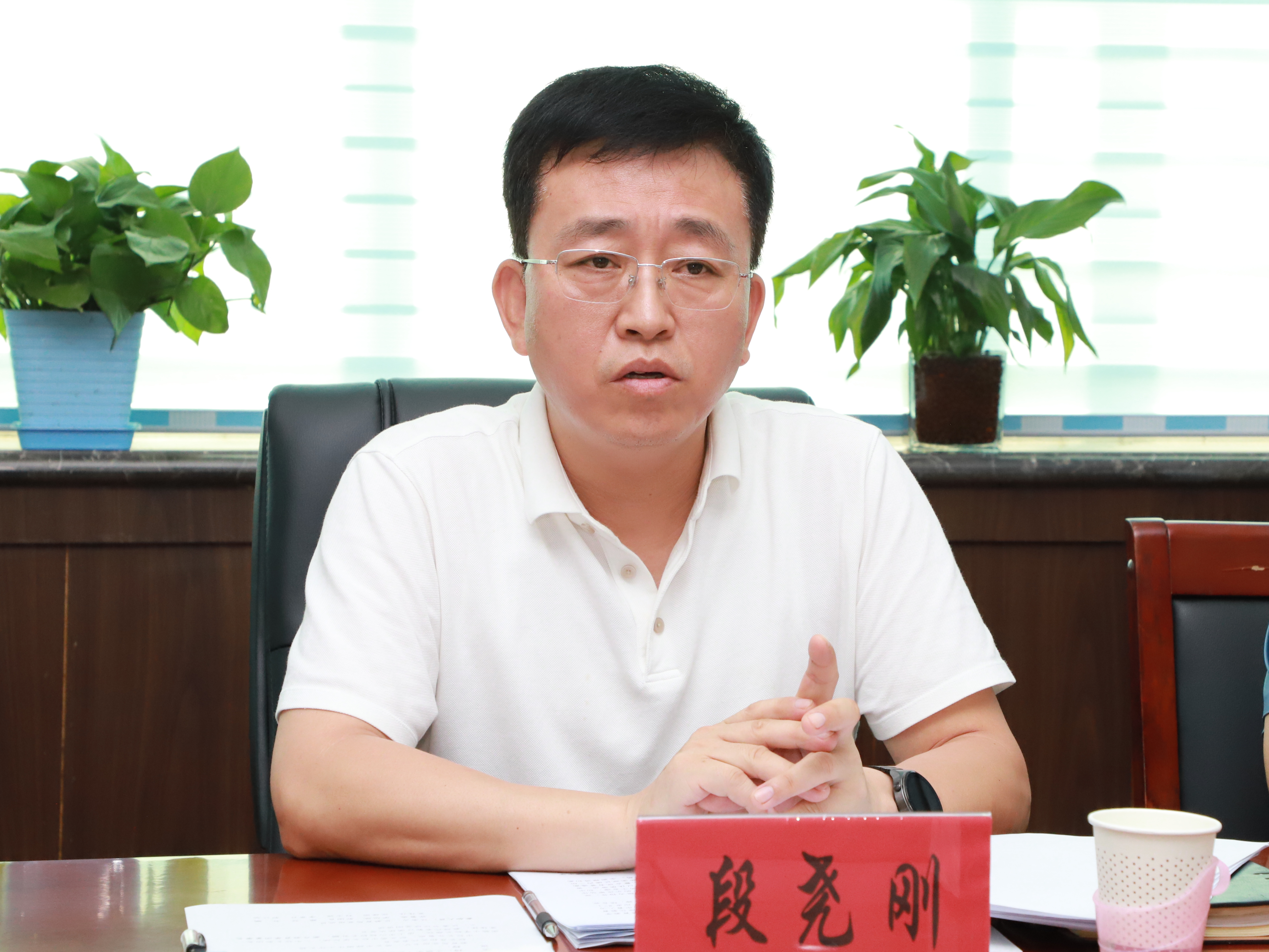 段尧刚专题调研全区教育工作