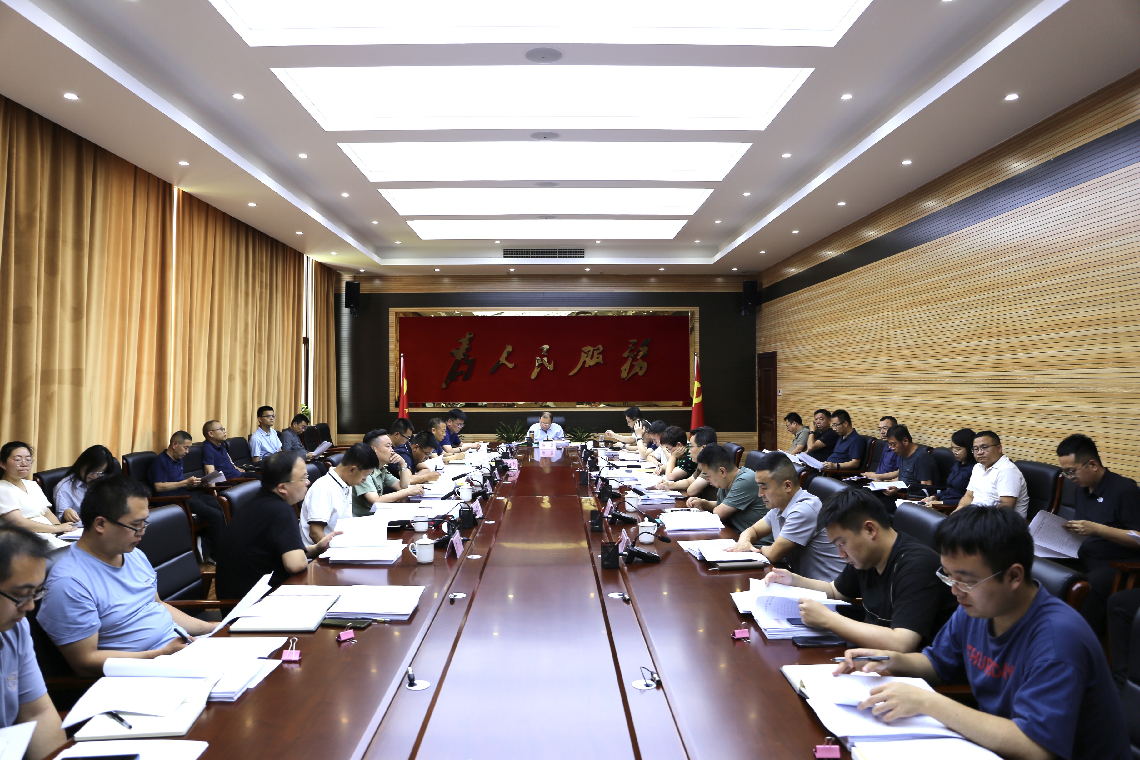 区政府召开2023年第5次常务会议