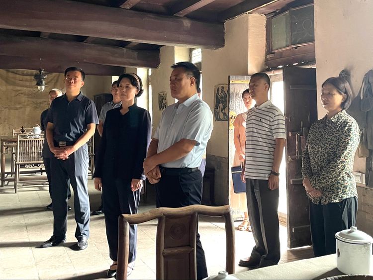 省委宣传部调研组深入我区北村调研