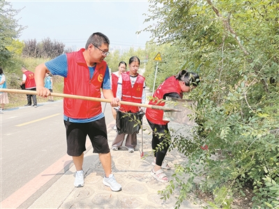 卢医社区：“全国生态日”我们在行动