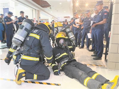 强演练 保安全 ——我区举行商业综合体实战化拉动演练