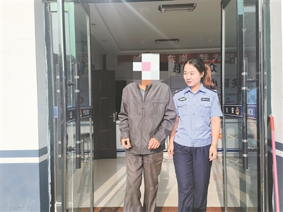 五里后派出所：岗位绽放“服务花”