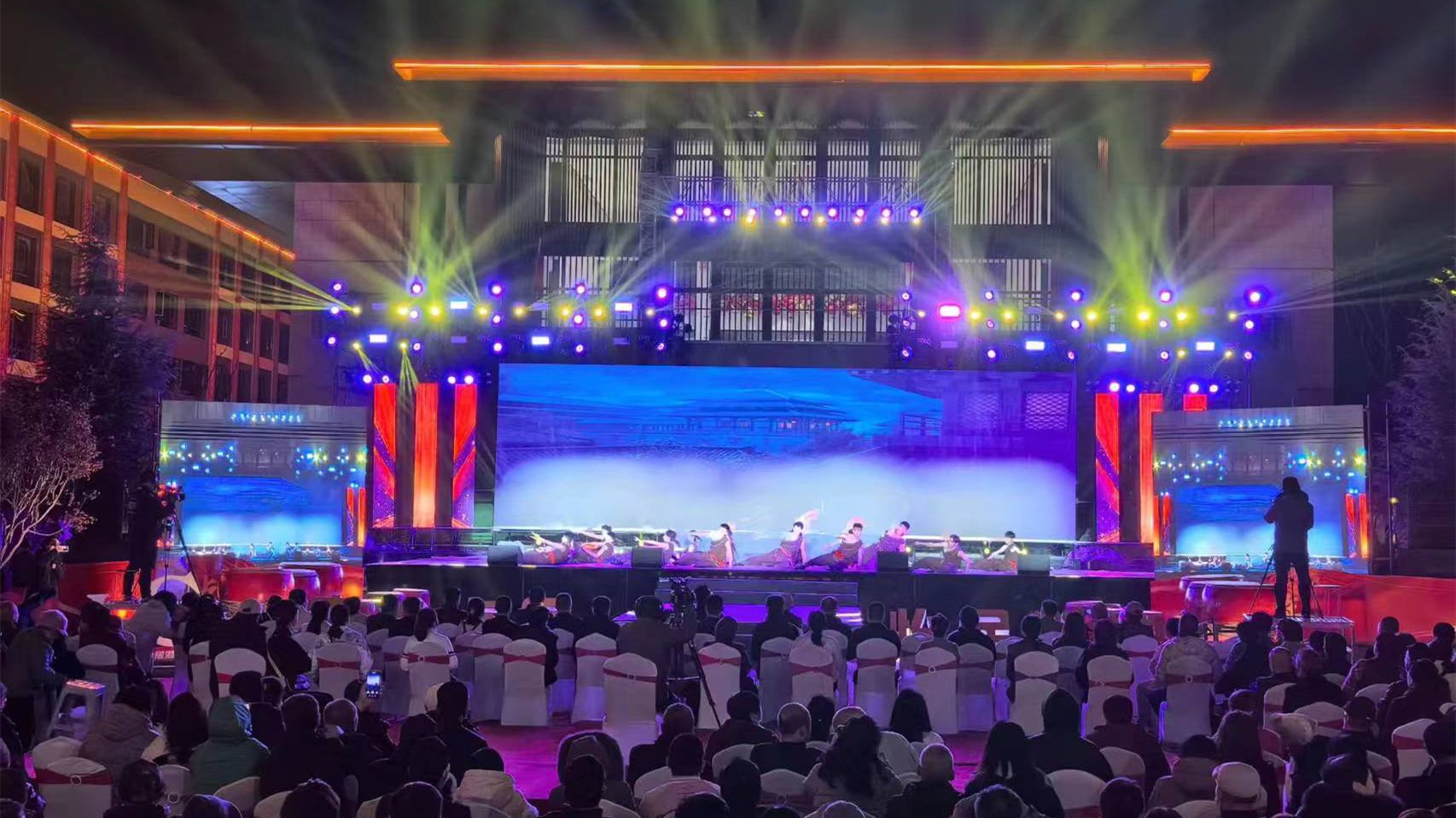 大型主题晚会《奋进潞城》重磅上演