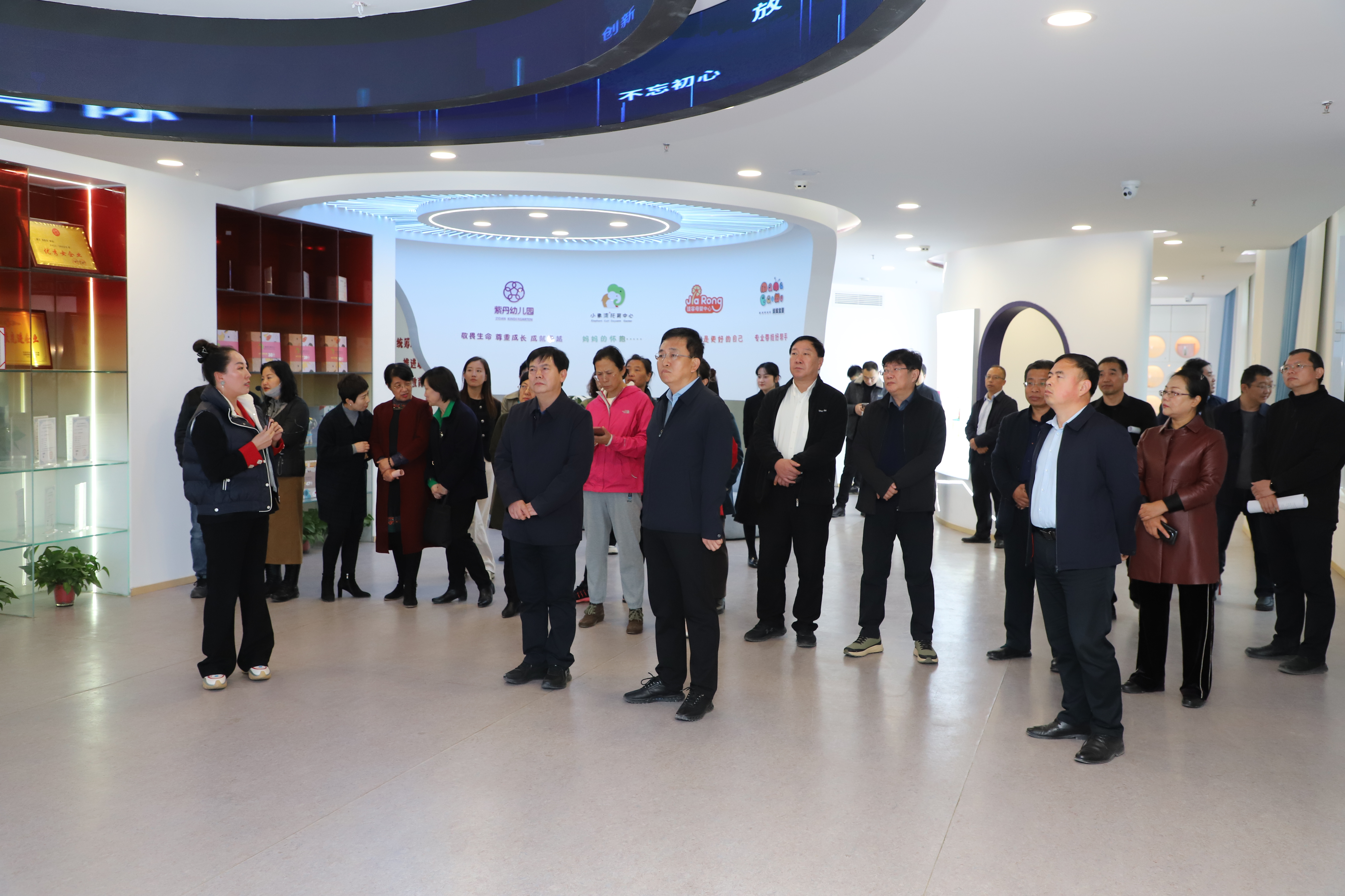 省人大常委会视察组在我区开展专题视察