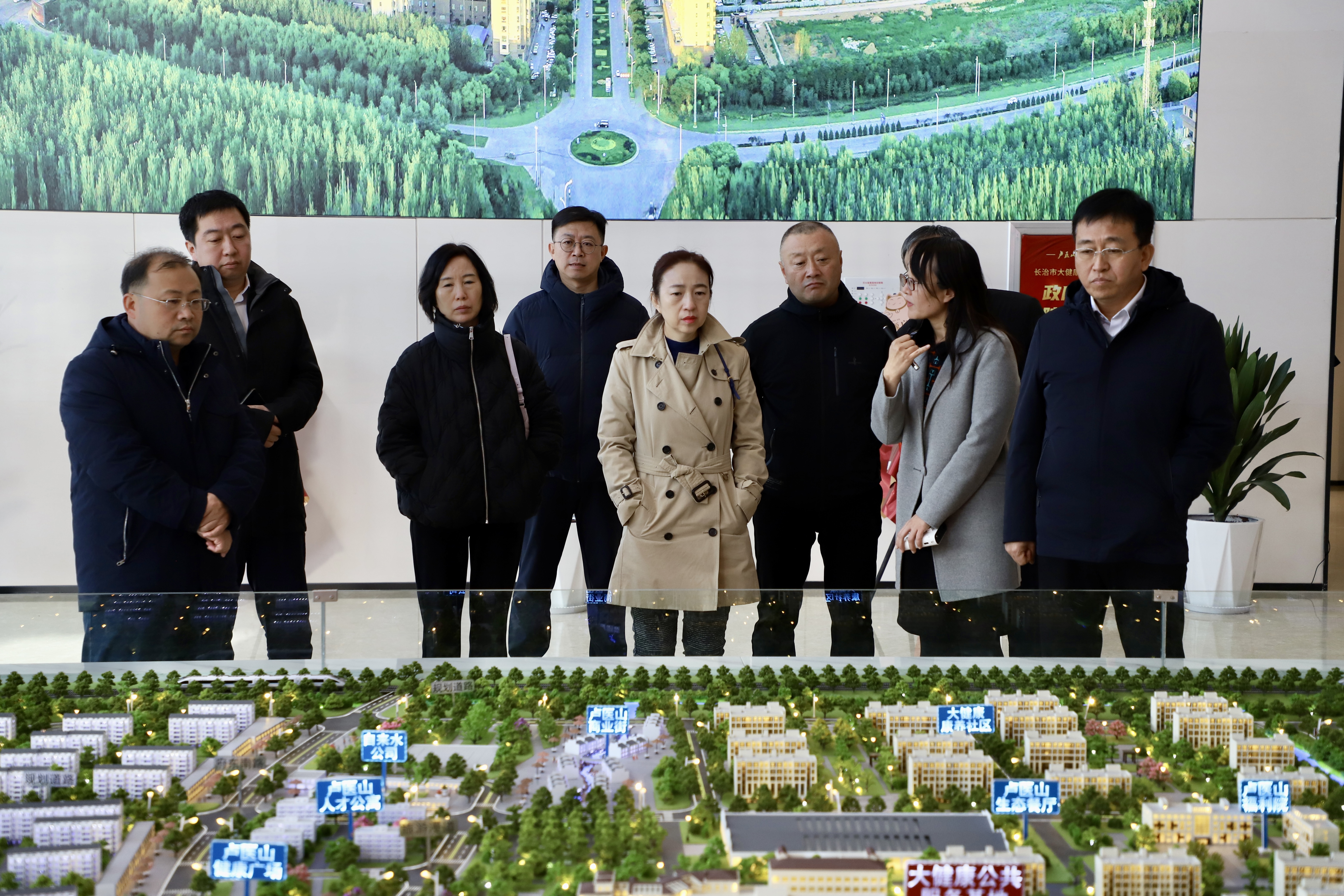 北京市朝阳区代表团到我区考察并召开对口合作座谈会