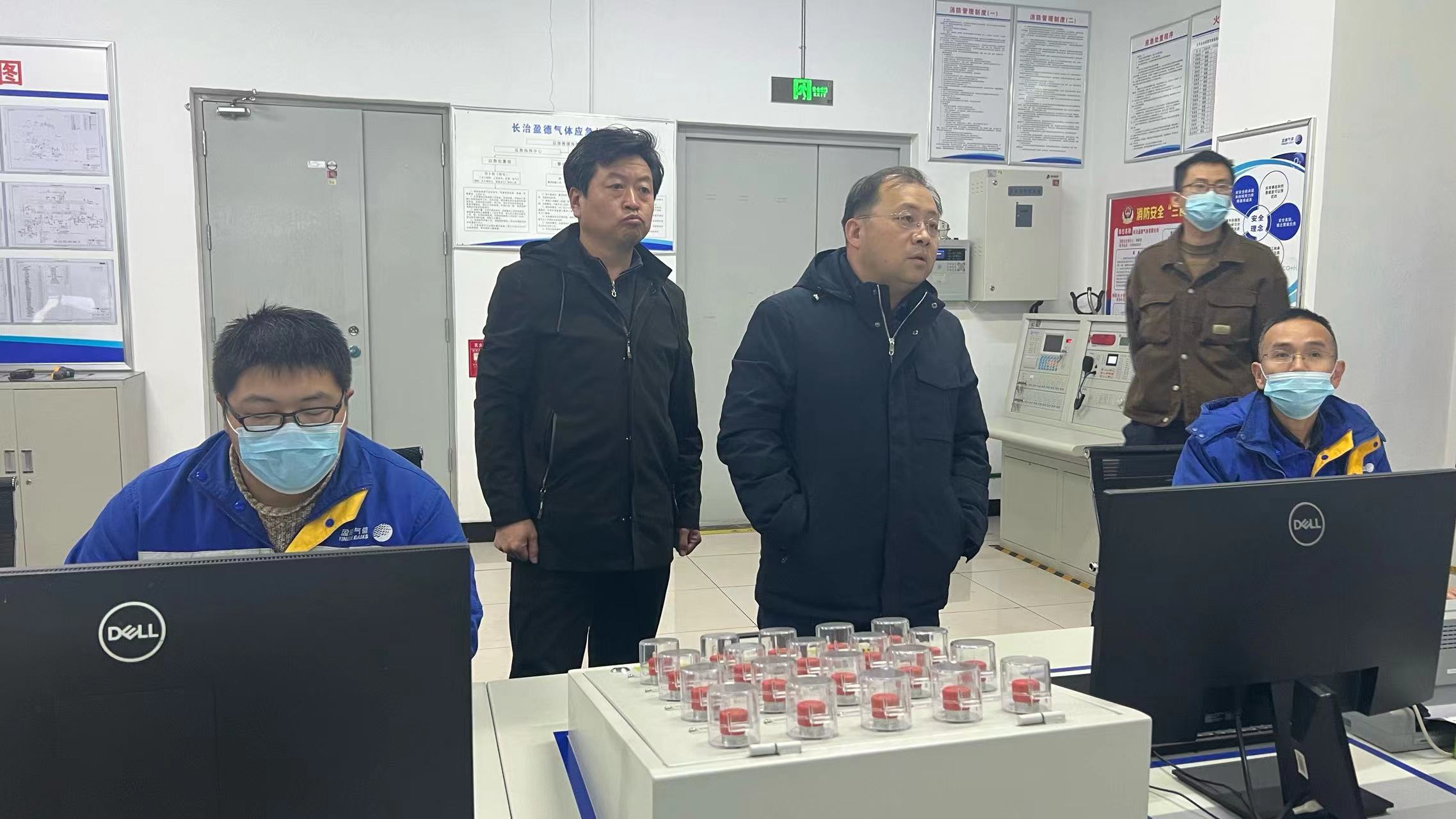 柴哲夜查安全生产工作