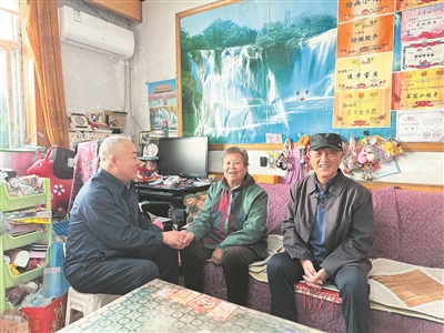 王旭斌：三十载如一日 为居民爱家园