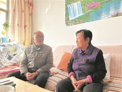 王红旗：做实事心系群众 解民忧主动作为