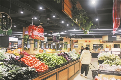 区市场监管局 严禁使用“生鲜灯” 还原食材“真本色”